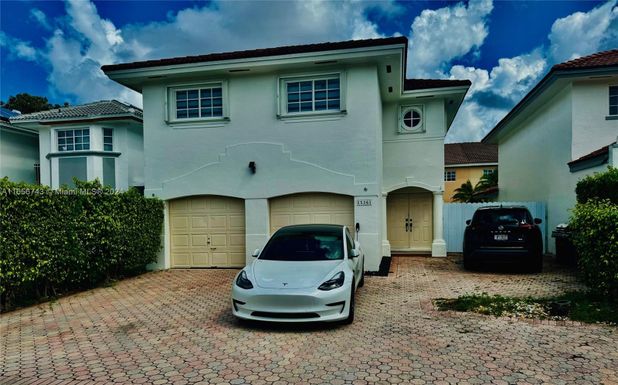 15361 SW 39th Ln, Miami FL 33185