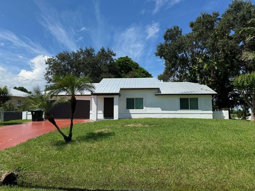 1663 SW Ruiz Ter, Port St. Lucie FL 34953