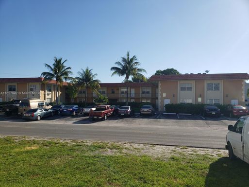 978 SW 10th Dr # 17, Pompano Beach FL 33060