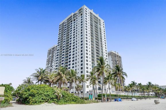 2301 S Ocean Dr # 1507, Hollywood FL 33019