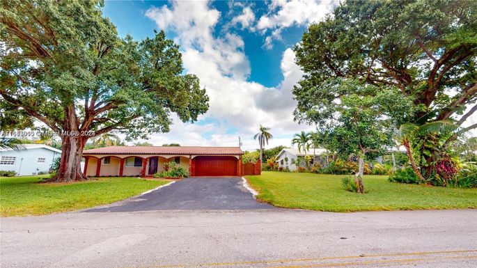 2116 NW 3rd Ave, Wilton Manors FL 33311