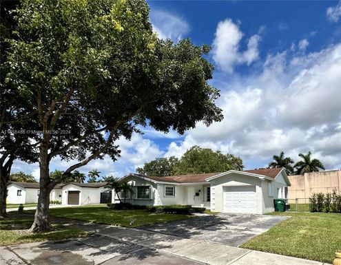 10970 SW 107th Ave, Miami FL 33176