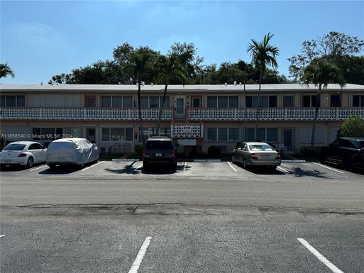 815 SW 10th Ter # 15V, Hallandale Beach FL 33009