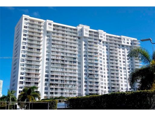 2801 NE 183rd St # 1611W, Aventura FL 33160