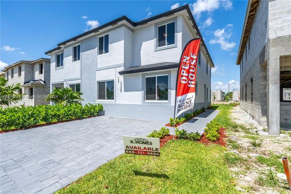 22440 SW 124 CT # B, Miami FL 33170