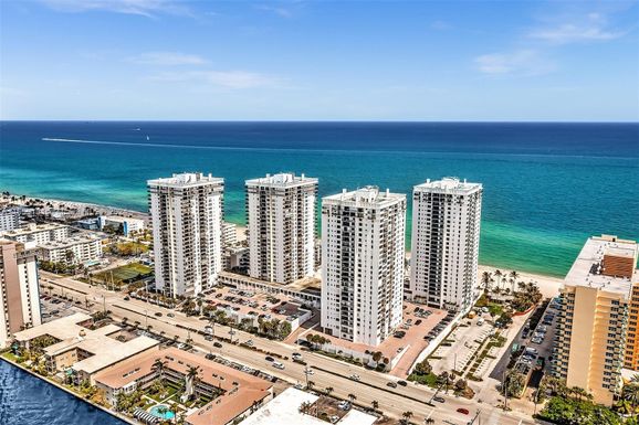 2401 S Ocean Dr # 1107, Hollywood FL 33019