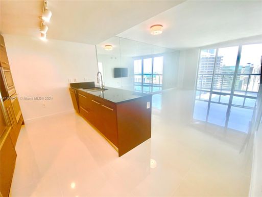 475 Brickell Ave # 4812, Miami FL 33131