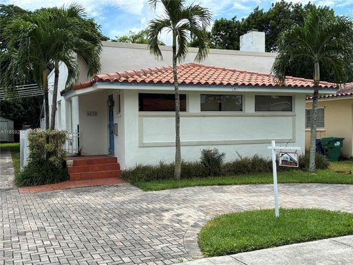 5830 SW 42 TE, Miami FL 33155