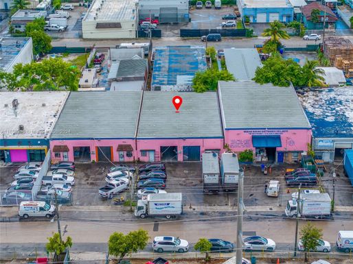 1854 NW 22nd St, Miami FL 33142