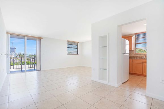 1145 Normandy Dr # 501, Miami Beach FL 33141