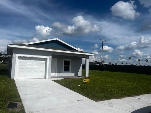 1524 Las Villas Blvd, Sebring FL 33870