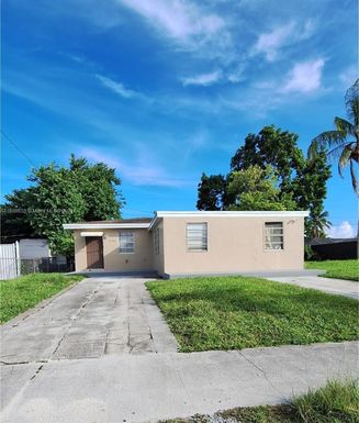 9780 Jamaica Dr, Cutler Bay FL 33189