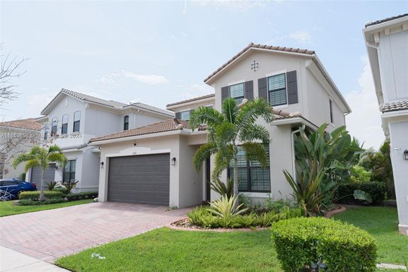 8590 NW 39th Ct, Coral Springs FL 33065