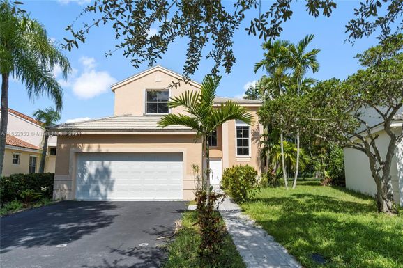 141 W Bayridge Dr, Weston FL 33326