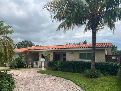 2001 N 41st Ave, Hollywood FL 33021