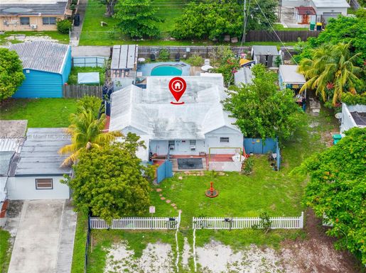 230 SW 14th St, Dania Beach FL 33004