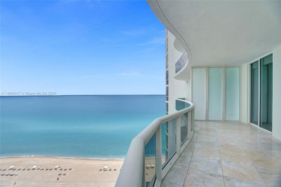 15811 Collins Ave # 1503, Sunny Isles Beach FL 33160