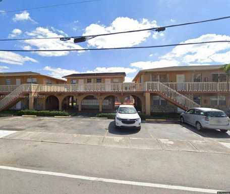 1154 W 35th St # 111, Hialeah FL 33012