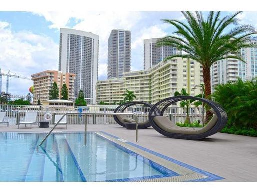 2602 E HALLANDALE BEACH BL # R2907, Hallandale Beach FL 33309