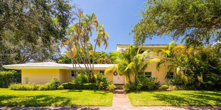 1190 NE 103rd St, Miami Shores FL 33138