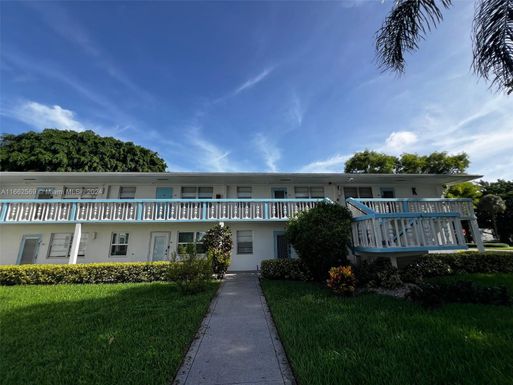 196 Westbury K # 196, Deerfield Beach FL 33442