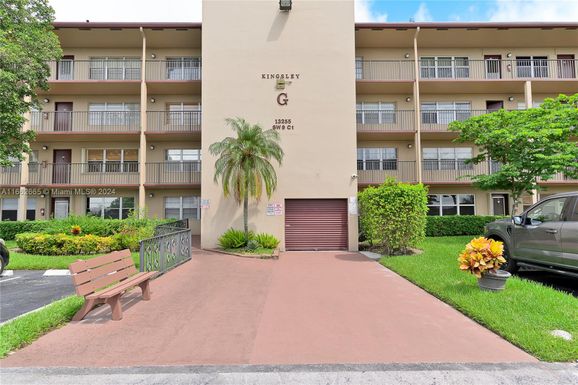 13255 SW 9th Ct # 114G, Pembroke Pines FL 33027