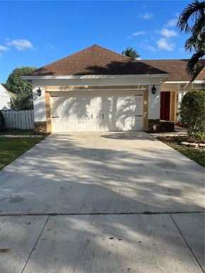 2341 Fairmont Ave # 2341, Miramar FL 33025