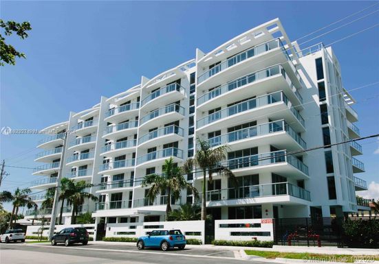 13800 Highland Dr # 210, North Miami Beach FL 33181