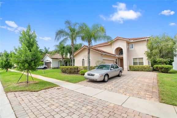 9581 Cobblestone Creek Dr, Boynton Beach FL 33472