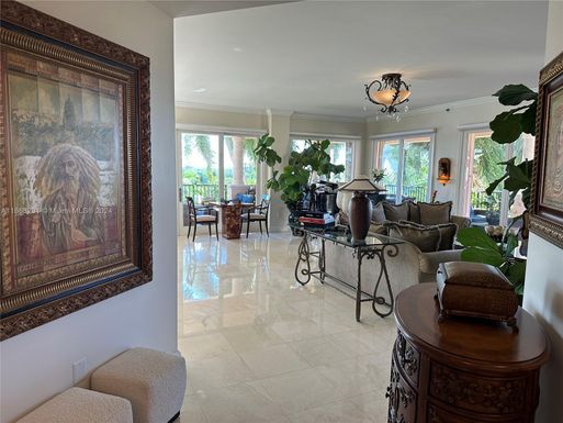 13647 Deering Bay Dr # 132, Coral Gables FL 33158