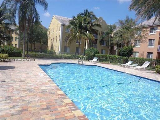 720 SW 111th Ave # 207, Pembroke Pines FL 33025