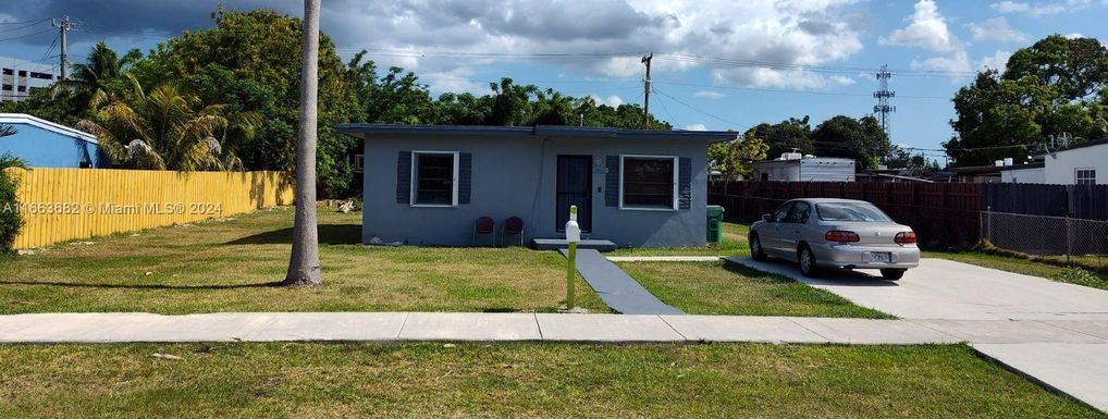 10310 SW 183rd St, Miami FL 33157