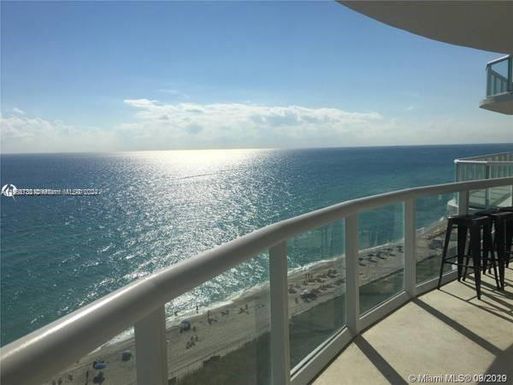 6365 Collins Ave # 1402, Miami Beach FL 33141