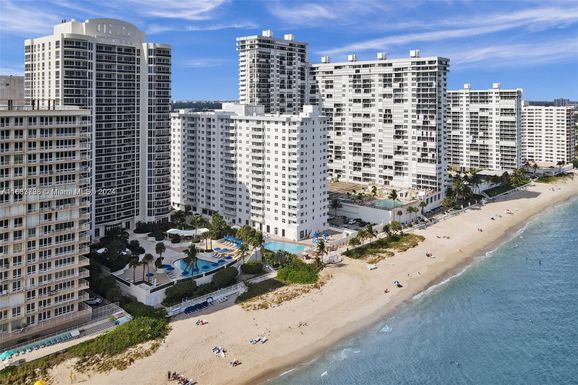 4250 Galt Ocean Dr # 2S, Fort Lauderdale FL 33308