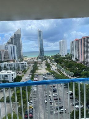 231 174th St # 1618, Sunny Isles Beach FL 33160