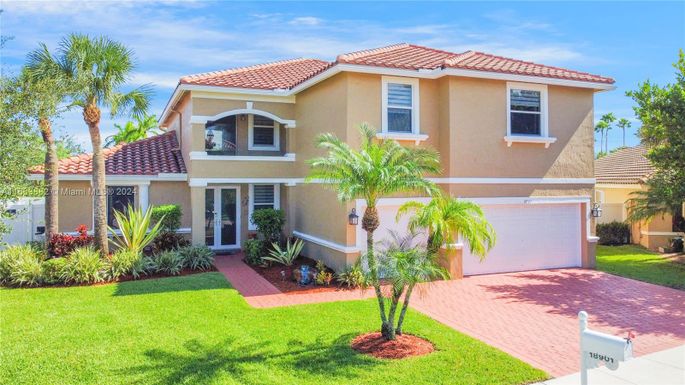 18901 SW 15th St, Pembroke Pines FL 33029