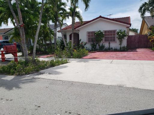 7304 W 30th Ct, Hialeah FL 33018