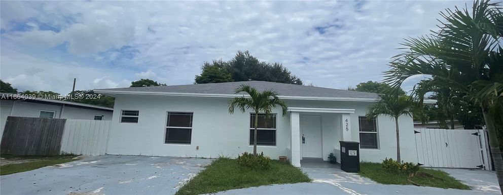 425 NW 135th St # 0, North Miami FL 33168