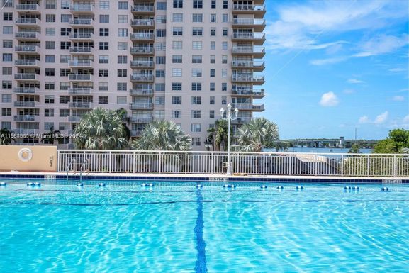 251 174th St # 1710, Sunny Isles Beach FL 33160