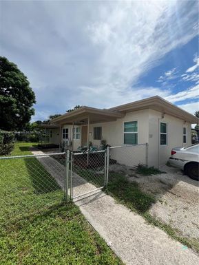 532 NW 19th Ave, Fort Lauderdale FL 33311