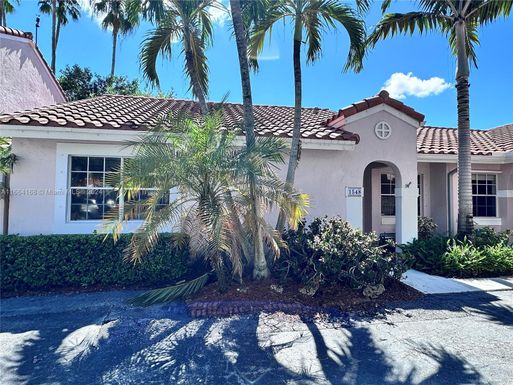 1548 Springside Dr, Weston FL 33326