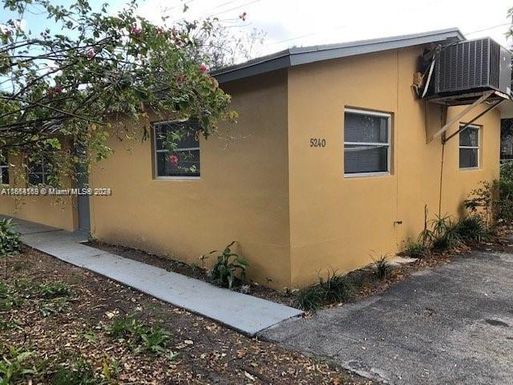 5240 SW 40th Ter # 2, Dania Beach FL 33314