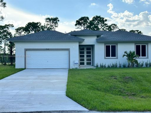 766 Gaylord, Lehigh Acres FL 33974