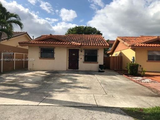 6020 W 22nd Ln, Hialeah FL 33016