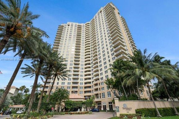 19501 W Country Club Dr # 609, Aventura FL 33180