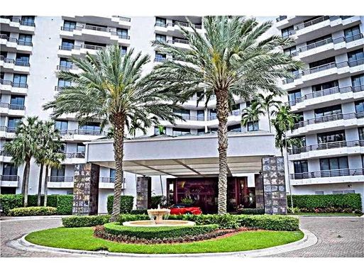 3300 NE 191st St # 310, Aventura FL 33180