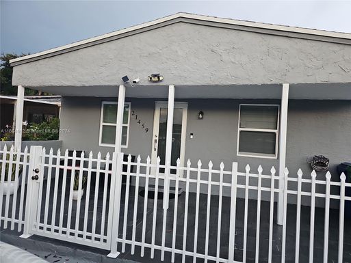 21459 NW 40th Cir Ct # 21459, Miami Gardens FL 33055