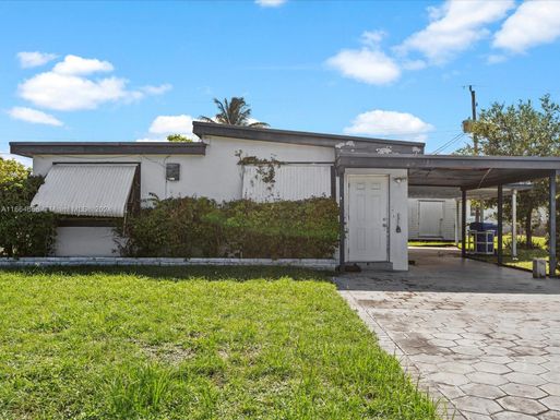 2610 SW 54th Ave, West Park FL 33023