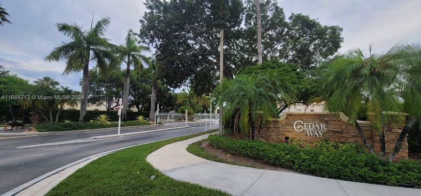 2184 NW 157th Ave, Pembroke Pines FL 33028