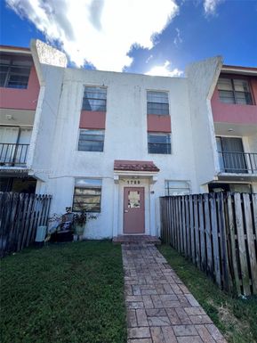 1788 NW 55th Ave # 202, Lauderhill FL 33313